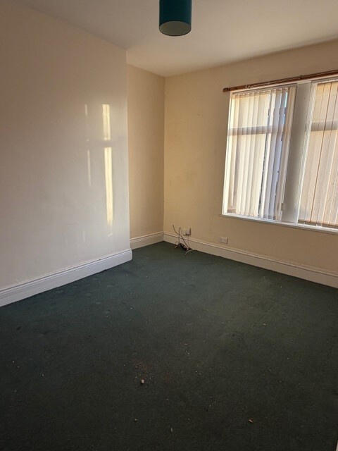 Back Dean Road South Shields NE33 4AQ photo 5