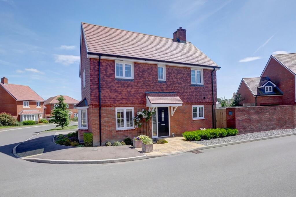 Main image of property: Hawthorn Way, Hellingly, BN27
