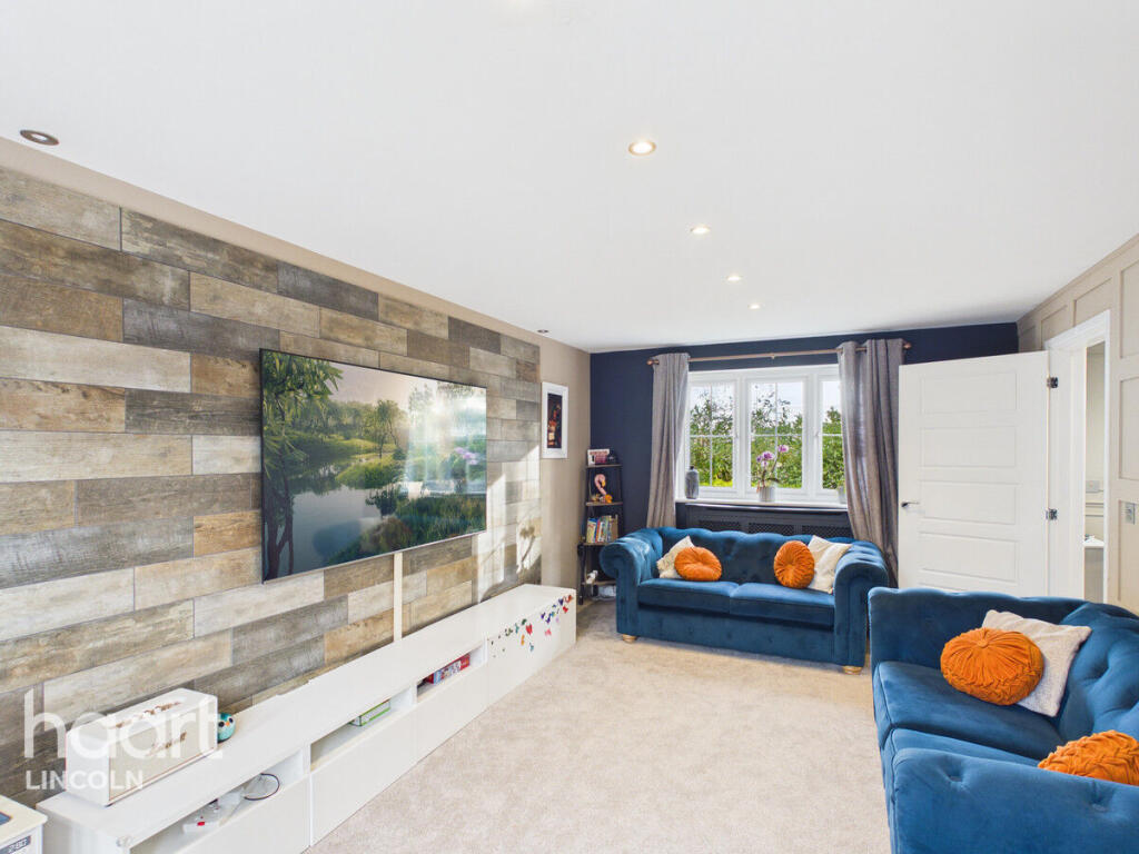 Tiber Road, North Hykeham photo 4