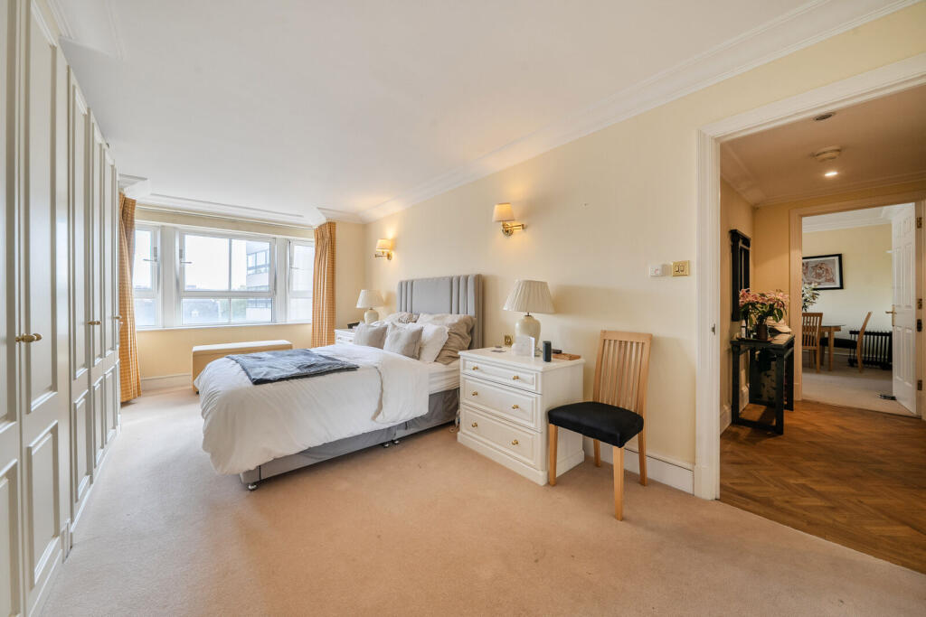 Apartment in London, Kensington - View 4