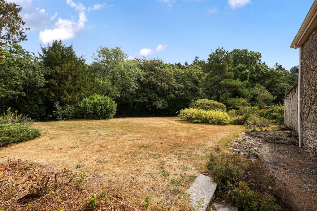 House in Plymouth - View 5