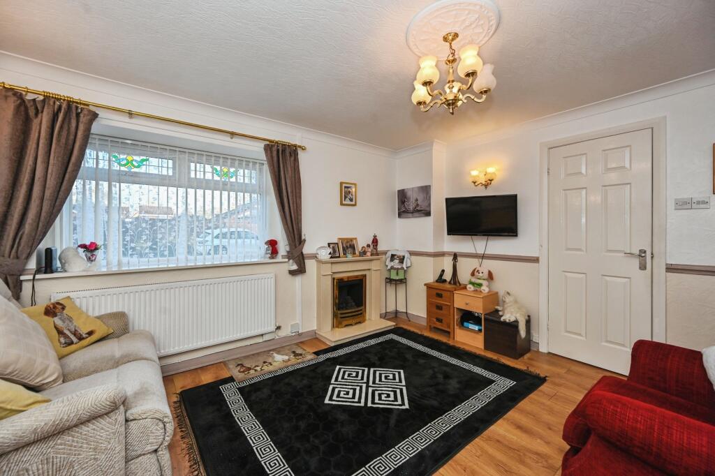 Wrexham Close, Warrington, WA5 photo 3