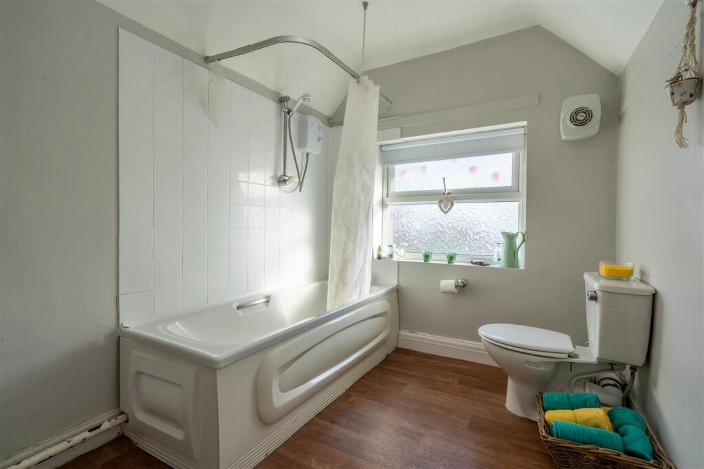 Apartment in Sheffield - View 3
