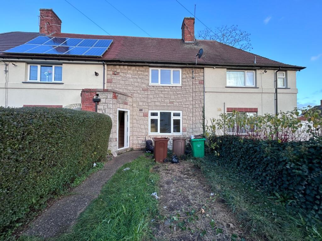 Main image of property: Minver Crescent, Nottingham, Nottinghamshire, NG8