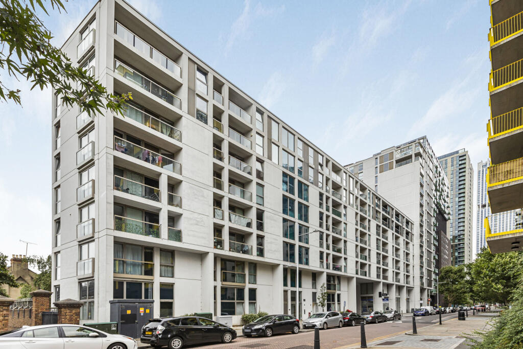 Main image of property: Millharbour, London, E14