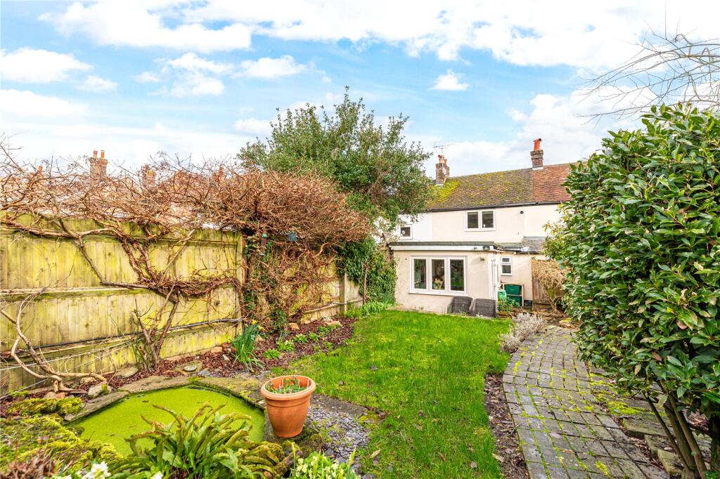 Newbury Street, Lambourn, RG17 photo 2
