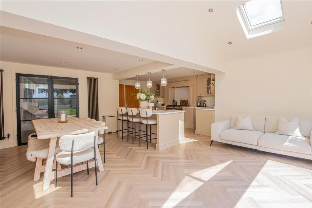 Norlinton Close, Orlingbury - View 2