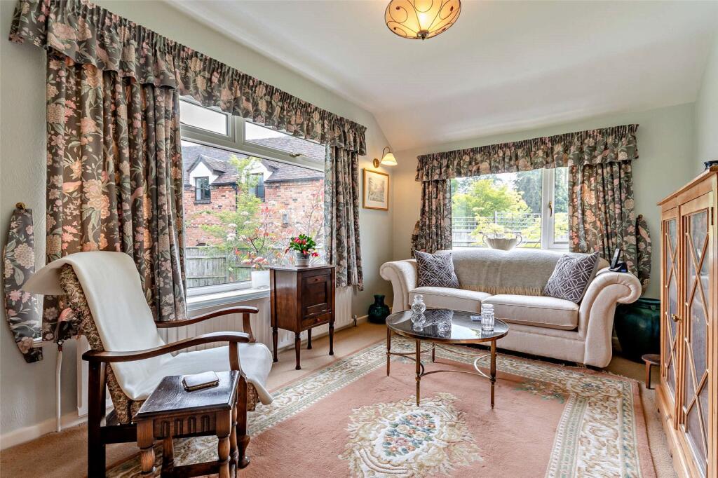 House in Herefordshire, Cradley - More