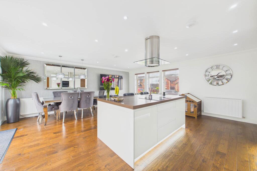 House in Motherwell, North Lanarkshire - View 3