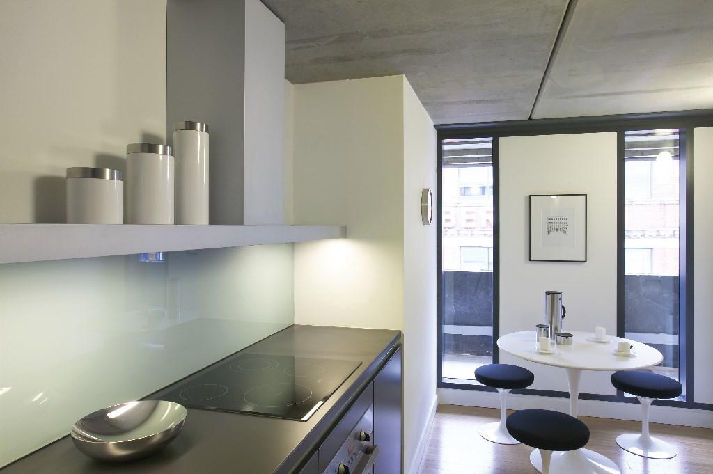 Apartment in Trafford, Greater Manchester - View 2