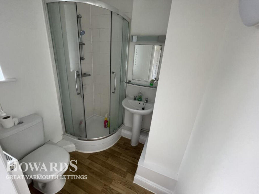 Apartment in Norwich - View 5