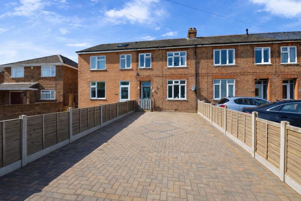 Main image of property: Gosport road, Fareham