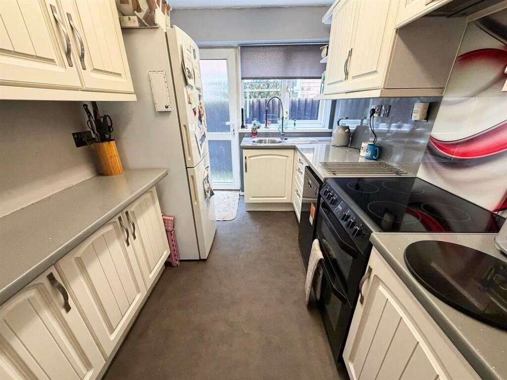 House in West Suffolk, Mildenhall - More
