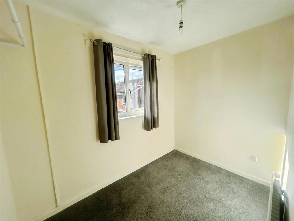 House in Stoke-on-Trent - View 5