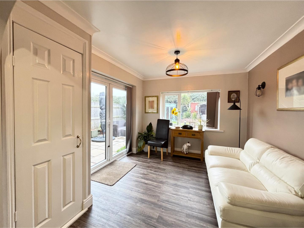 Amanda Drive, Louth photo 5
