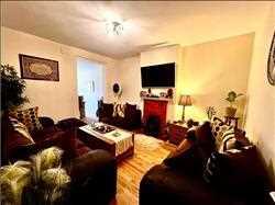 House in Slough - View 4