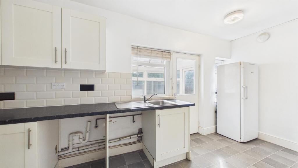 House in Walsall - View 5