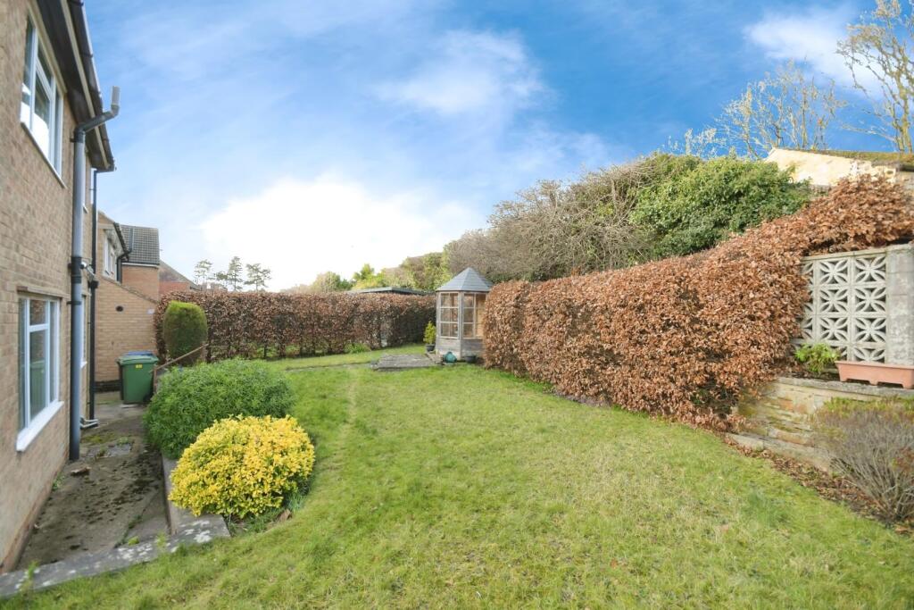 Old Road, Brampton, Chesterfield, S40 3QL photo 4