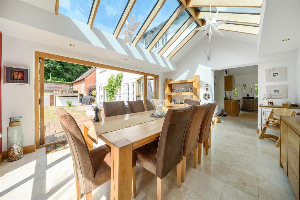 House in Surrey Heath, Old Dean - More
