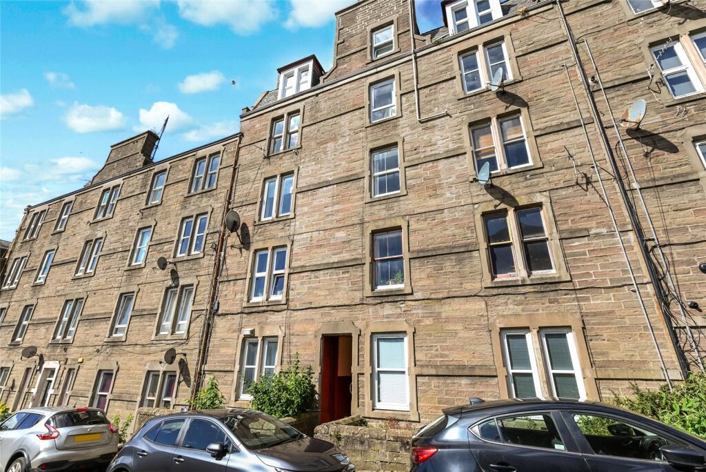 Main image of property: Step Row, Dundee, Angus, DD2