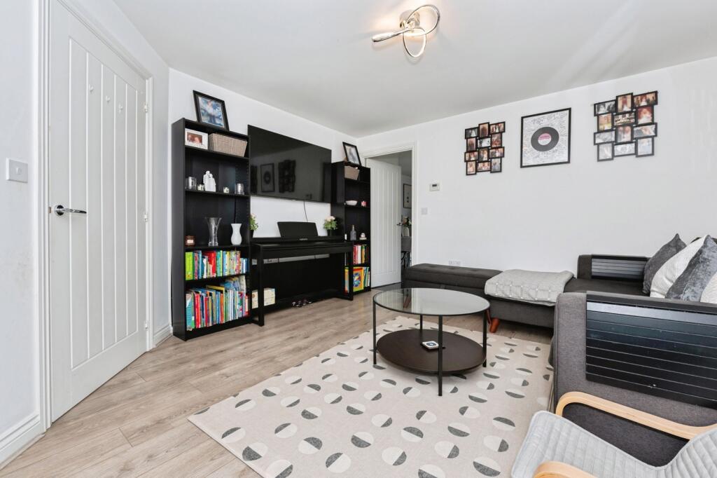 House in Dartford - View 3