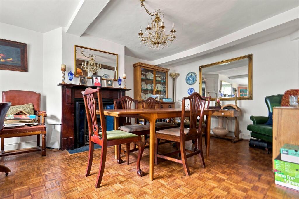 House in Ipswich - View 5