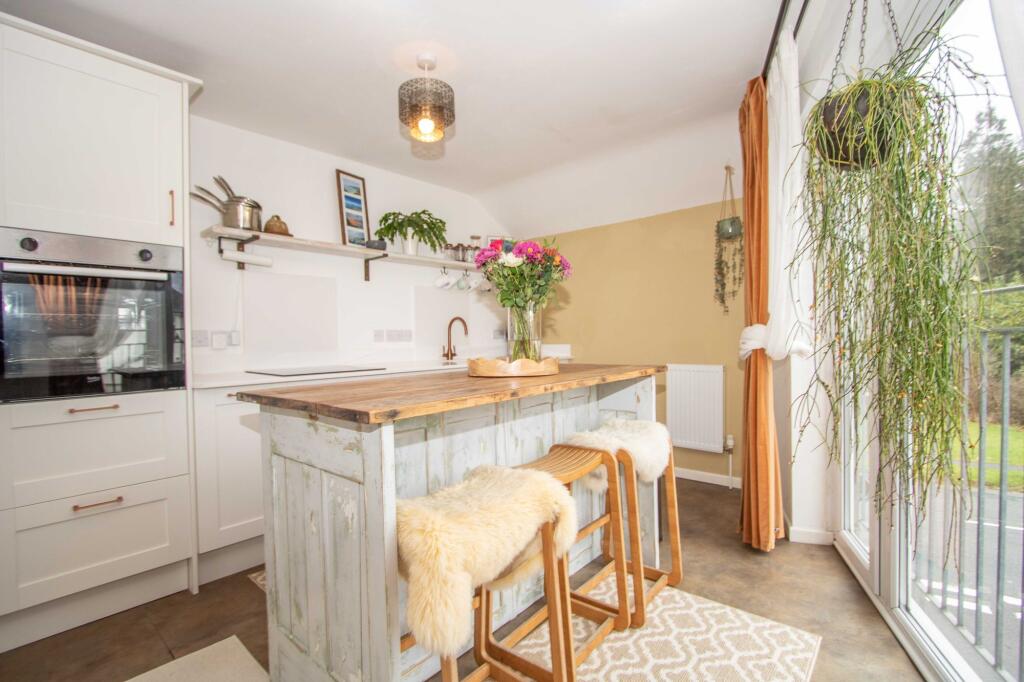 Dousland Road, Yelverton, PL20 photo 2