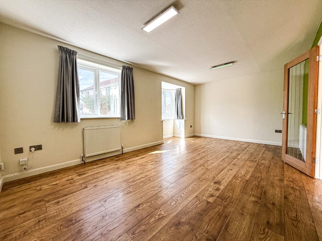 House in Bridgwater, East Bower, Somerset - More