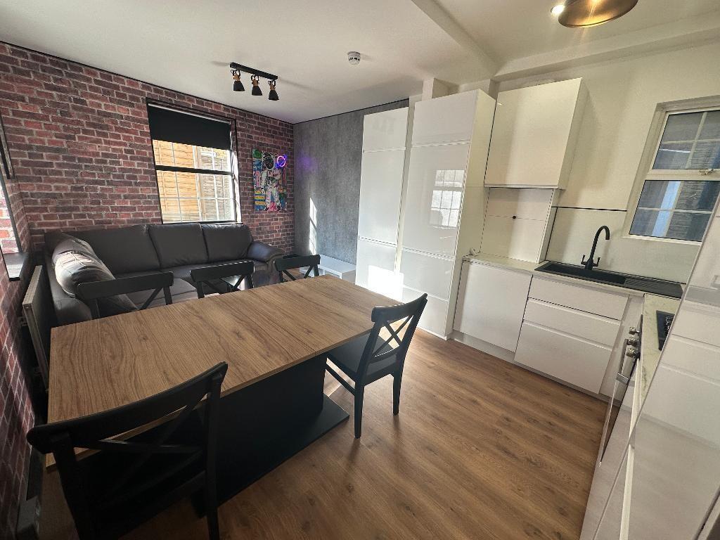 Main image of property: Tamworth Street, London, SW6