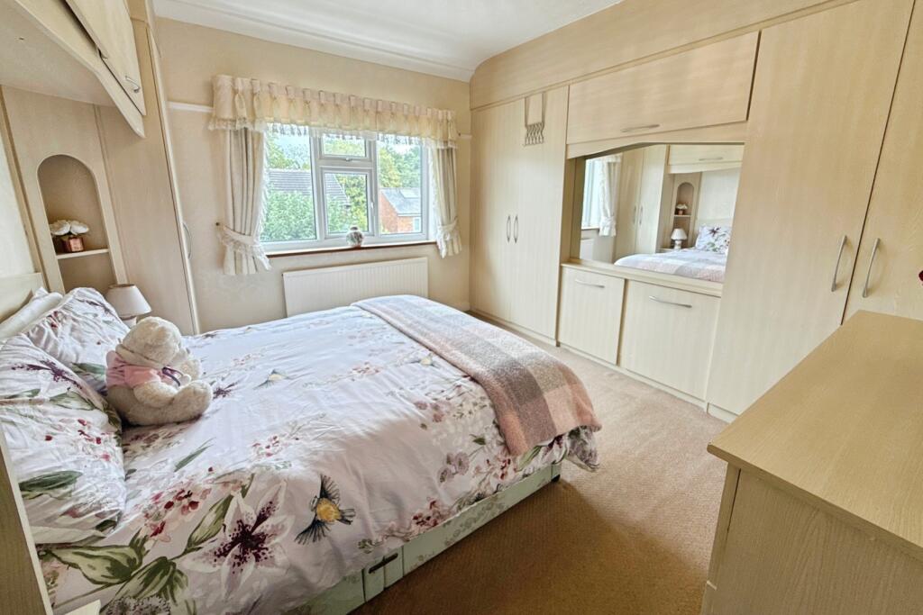 House in Salford, Dales Brow, Moorside - More