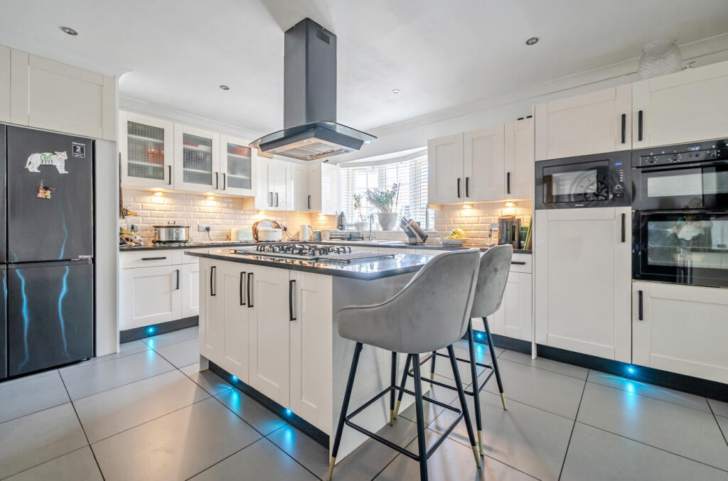 House in Torquay - View 3