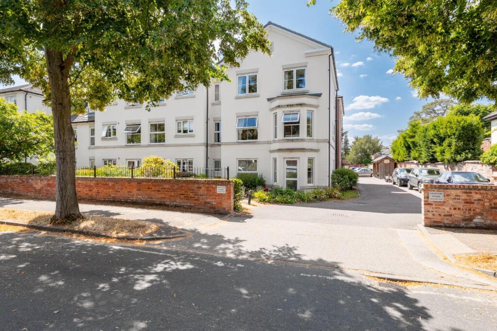 Main image of property: Arlington Lodge, Arlington Avenue, Royal Leamington Spa