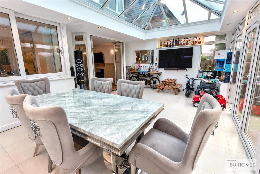 House in Solihull, Ulverley Green - View 3