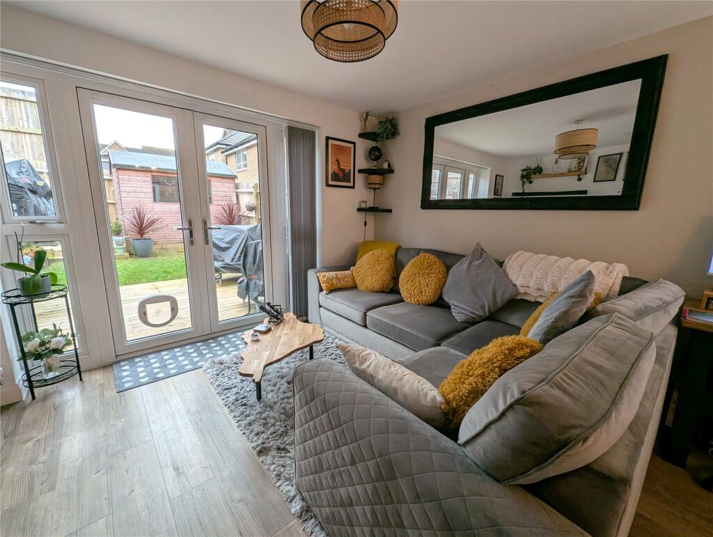 House in Portsmouth - View 3
