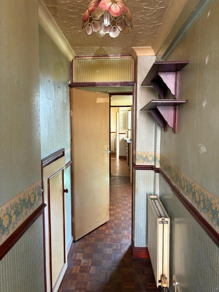 Apartment in Bristol, Shirehampton - More