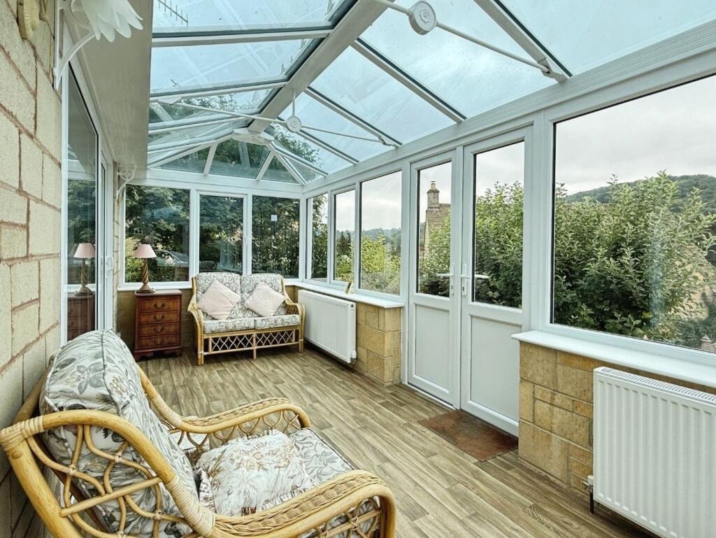 Lewiston Close, Brimscombe, Stroud photo 4