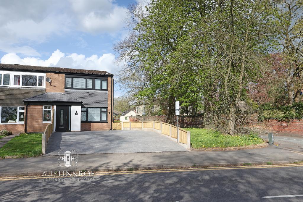 Main image of property: Lichfield Street, Stone, Staffordshire, ST15 8NB