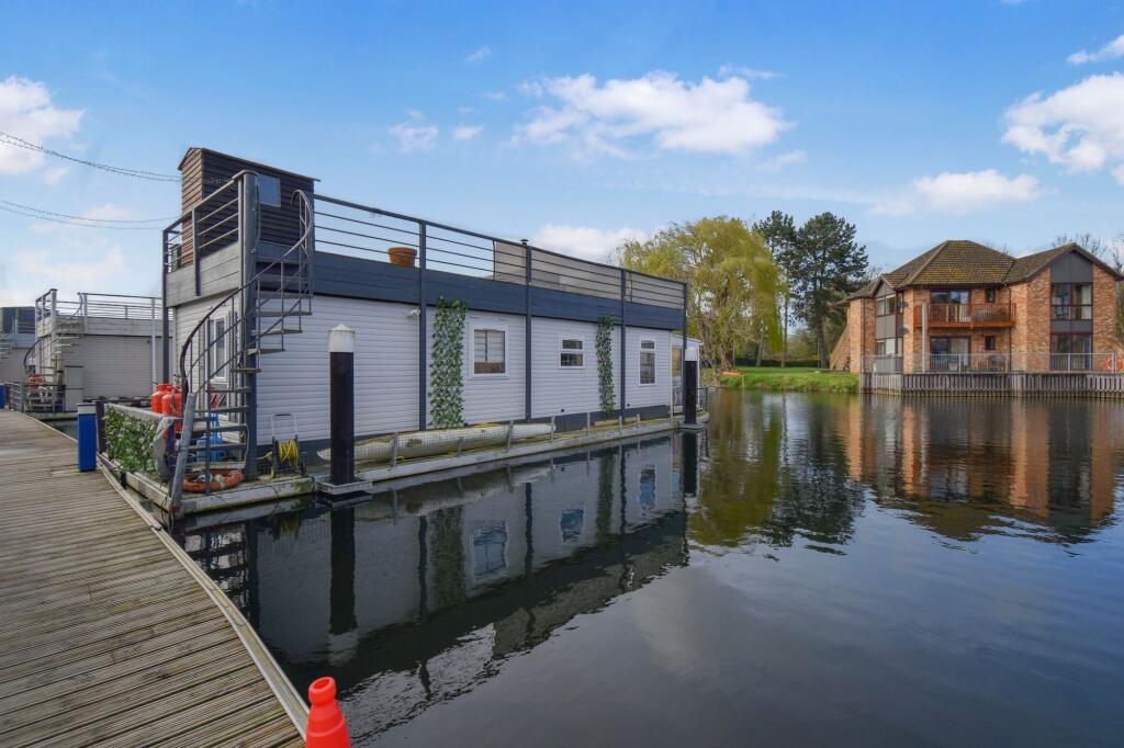 Banks End, Wyton, PE28