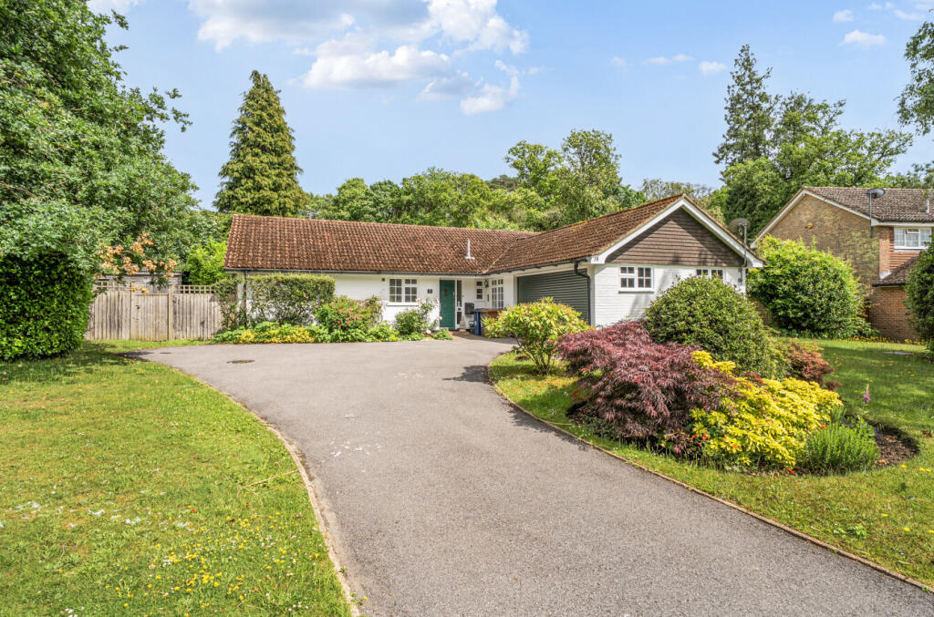 Main image of property: The Moorings, Hindhead, Surrey, GU26