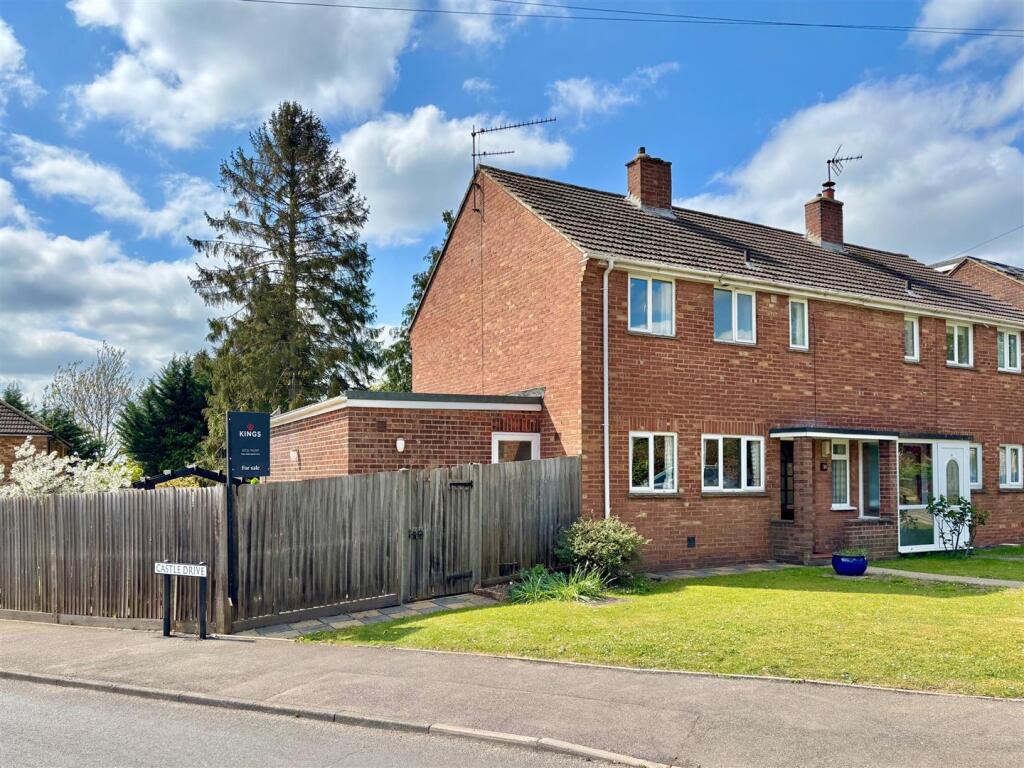 Main image of property: Knavewood Road, Kemsing, Sevenoaks