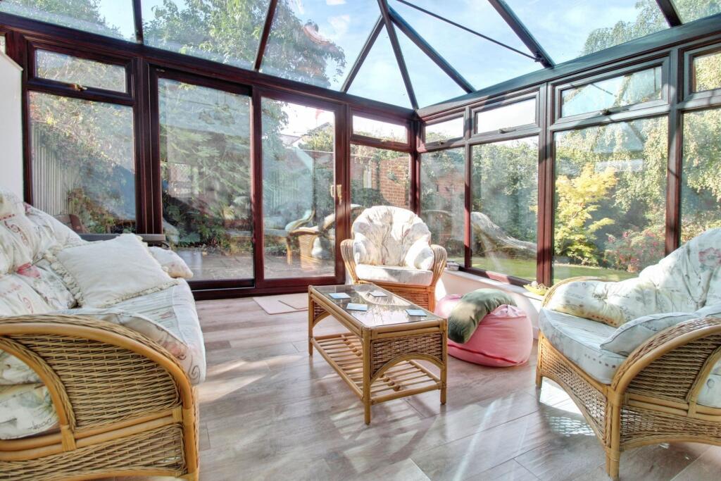 House in Cricklade, Wiltshire - View 5