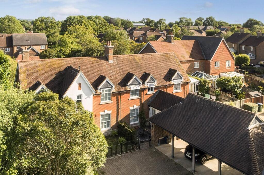 Main image of property: Fawn Rise, Henfield