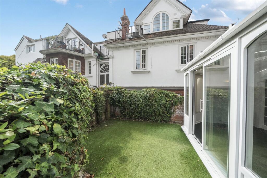 House in London - More