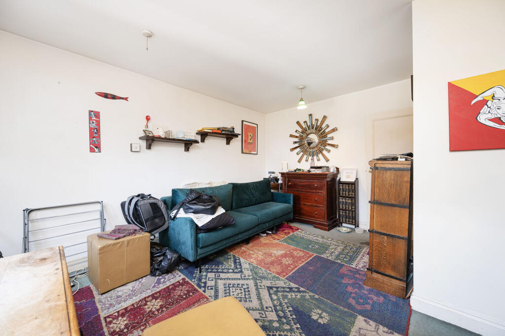 Hayfield Passage , E1, Tower Hamlets, London, E1 photo 4