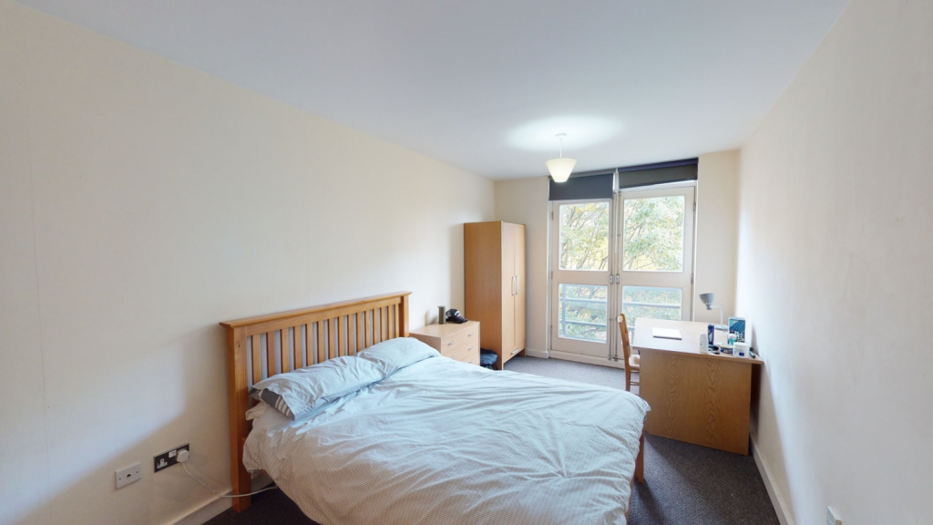 2 bedroom ground floor flat for rent