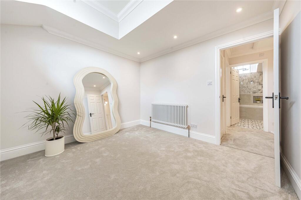 House in London - More