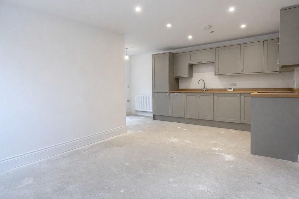 Spread Eagle Mews, Witham photo 4