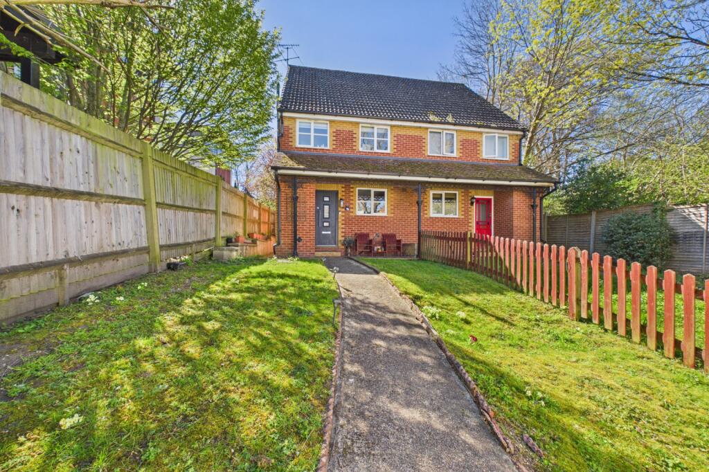 Main image of property: Union Street, Farnborough, Hampshire, GU14