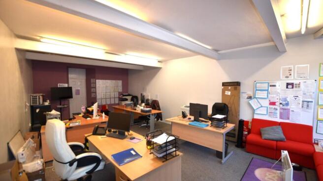 Allied-Surveyors-Scotland-134-North-High-Street-Mu