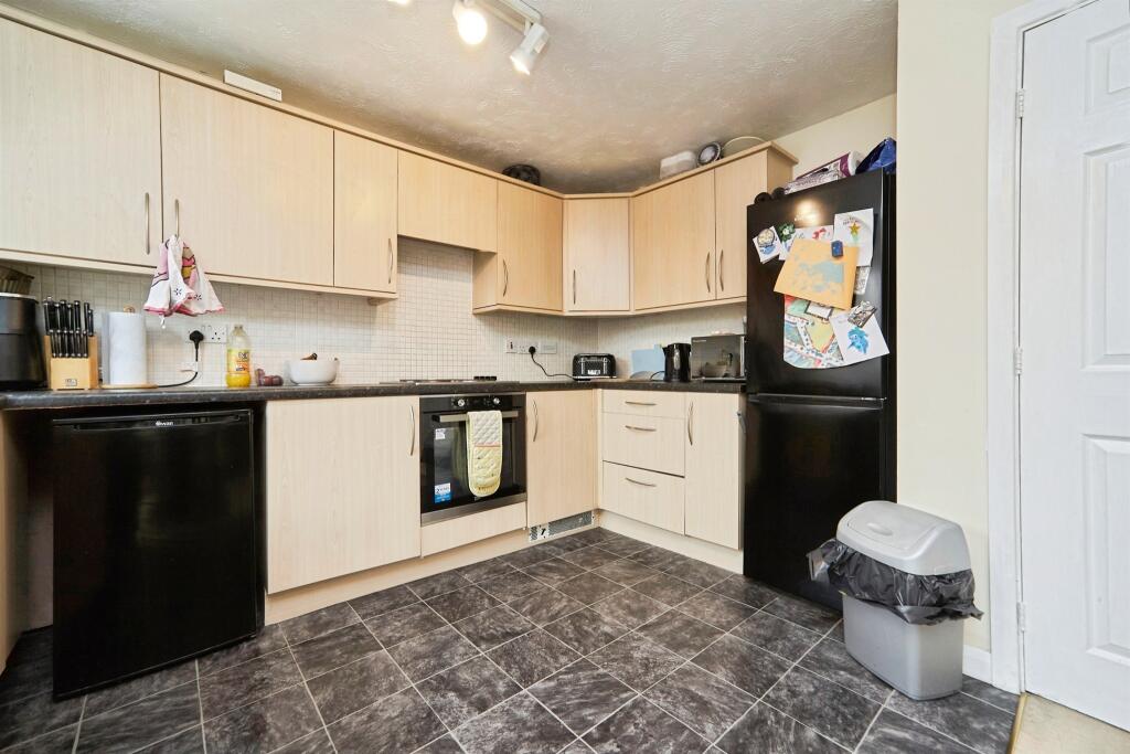 House in Bradford - View 5